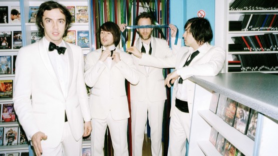 Farahmand_Saam_Part of the weekend never dies