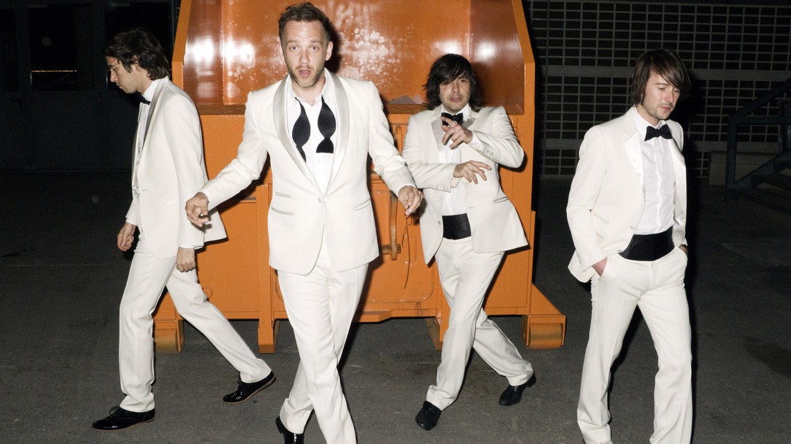 Farahmand_Saam_Part of the weekend never dies_Still_2