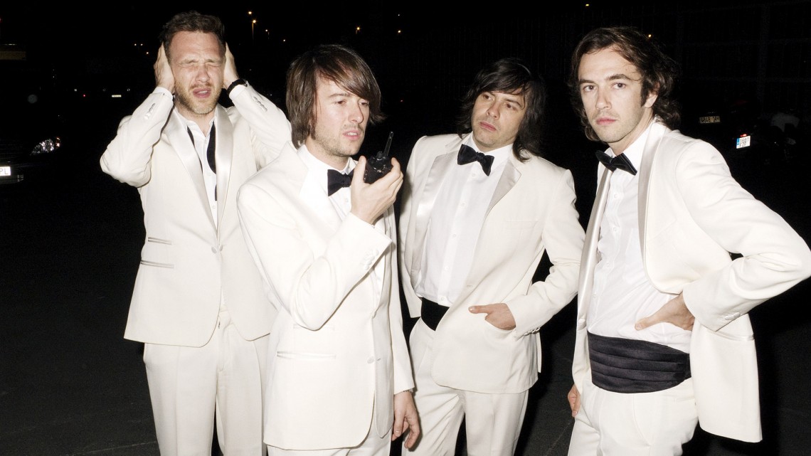 Farahmand_Saam_Part of the weekend never dies_Still_3