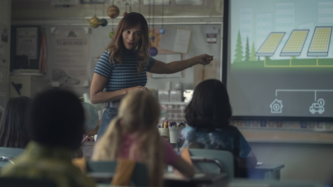 Pankiw_Ally_Black Mirror S7 - Common People_Still_4