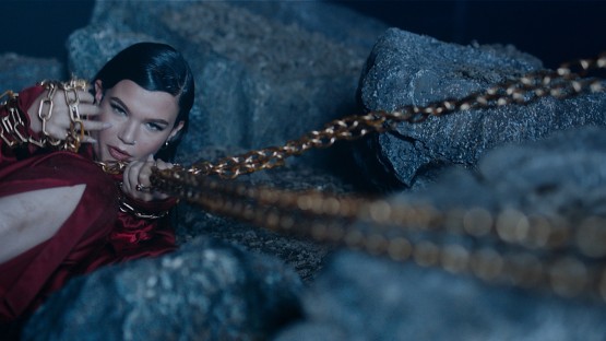 White_Rianne_Lola Young_6 Feet Under