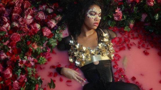 Ray_Sophia_Amber Mark_Love Me Right_1